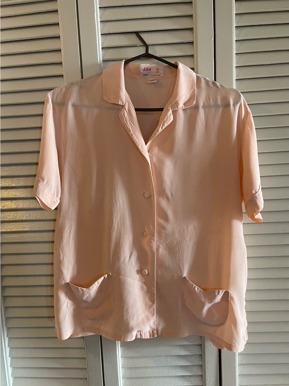 Vintage Light Peach 100% Silk Short-Sleeve Button Front pyjama lounge wear top
